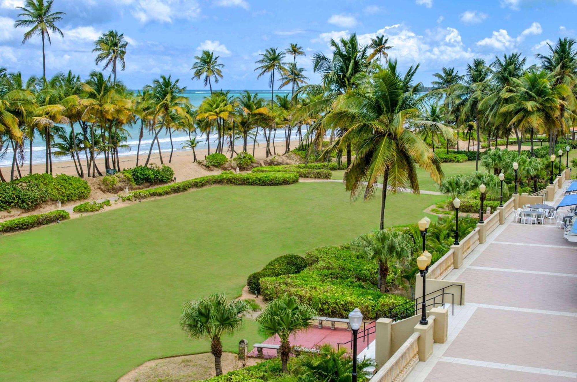 Wyndham Grand Rio Mar Rainforest Beach And Golf Resort Рио-Гранде Экстерьер фото